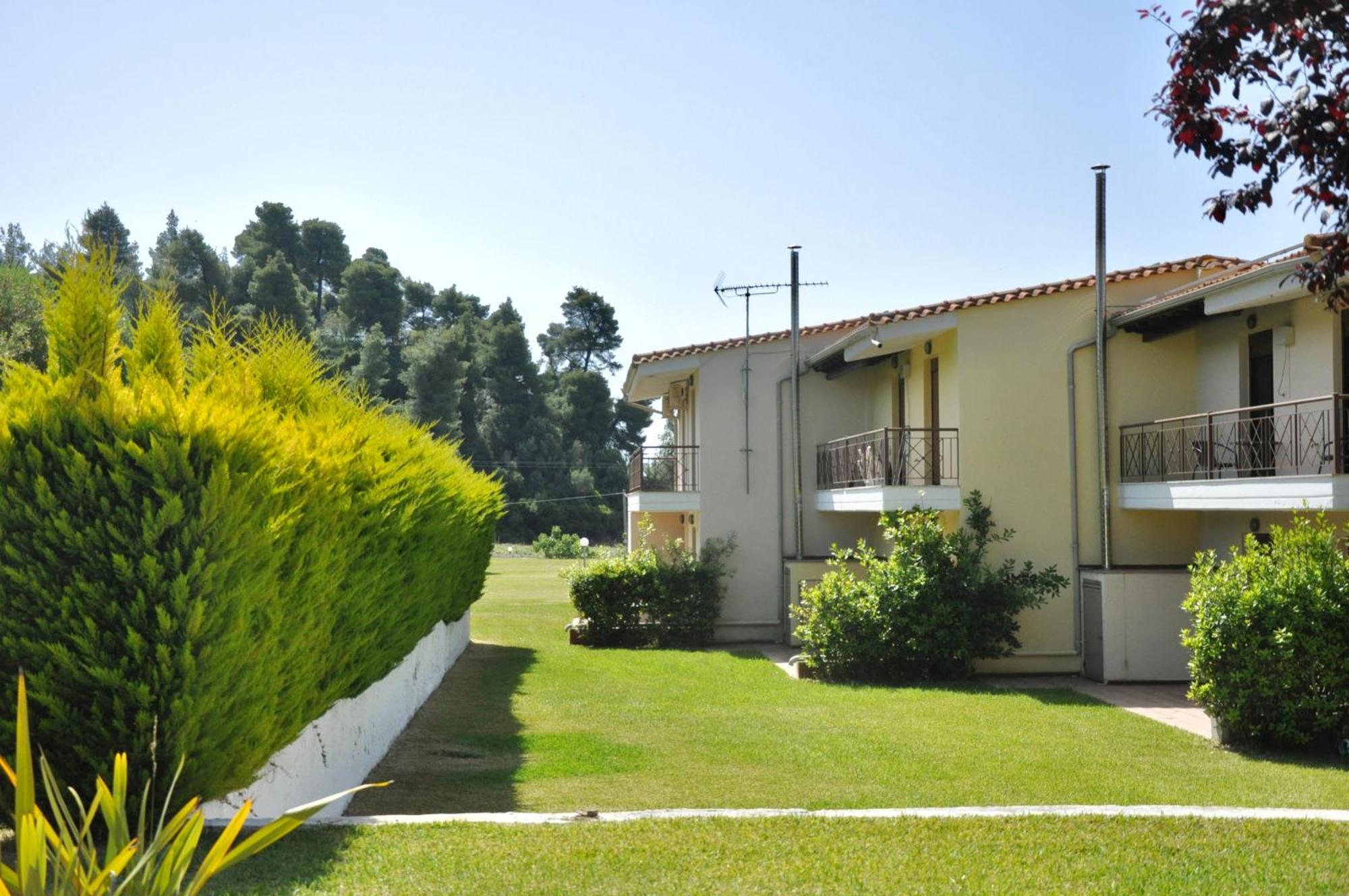 Stigmes Villas & Suites Nea Skioni Exterior foto